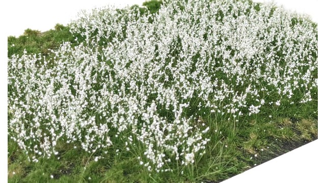 Layered Tufts Flowers White